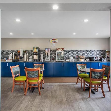 Super 8 By Wyndham Florence Exterior foto