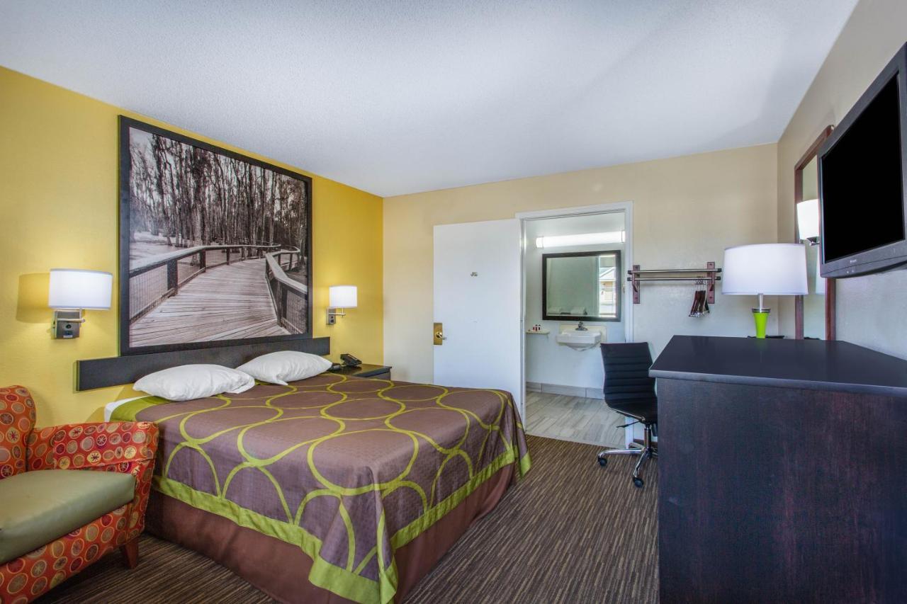 Super 8 By Wyndham Florence Exterior foto
