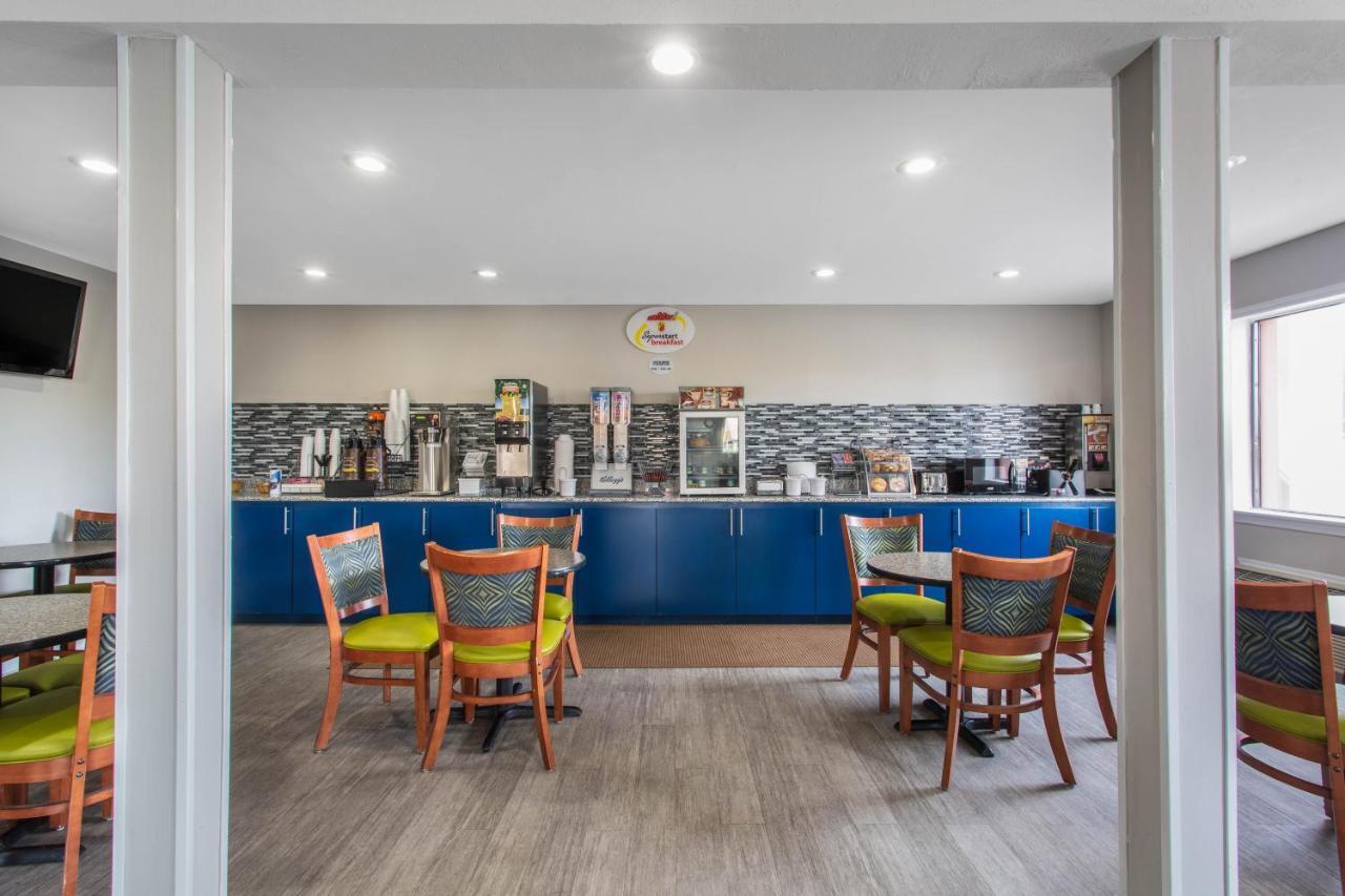 Super 8 By Wyndham Florence Exterior foto